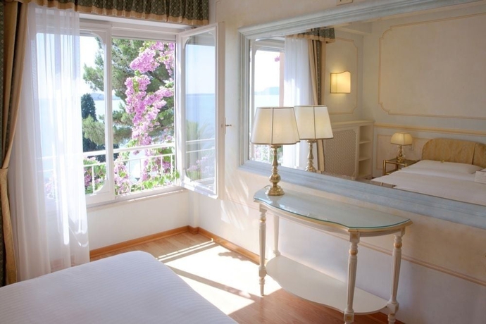 Imagen de la habitación del Hotel Villa Florida, Gardone Riviera. Foto 16