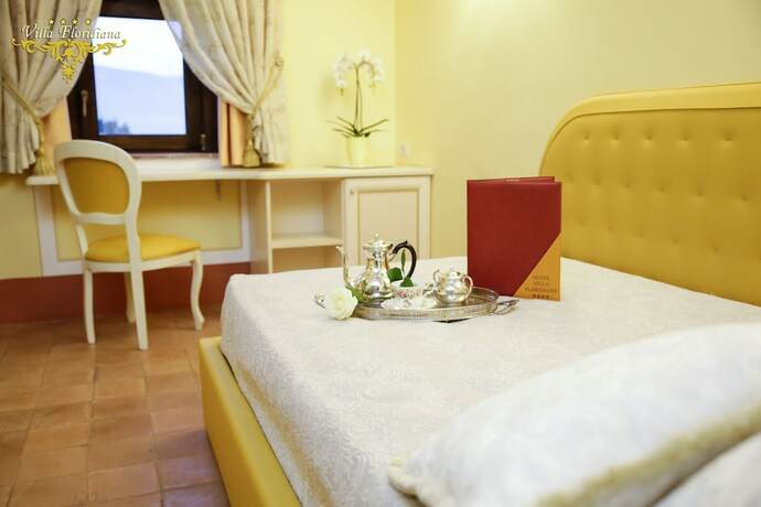 Imagen de la habitación del Hotel Villa Floridiana. Foto 20