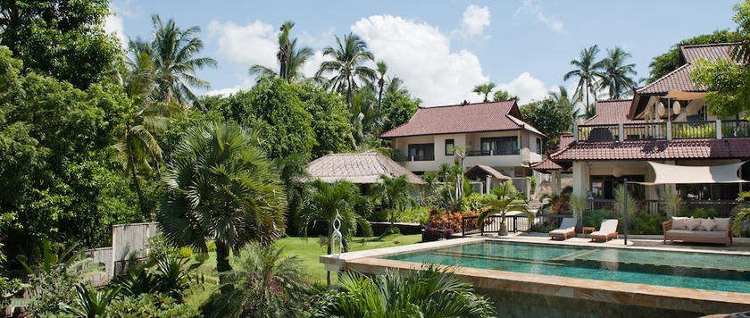 Imagen de la piscina del Hotel Villa Flow. Foto 19