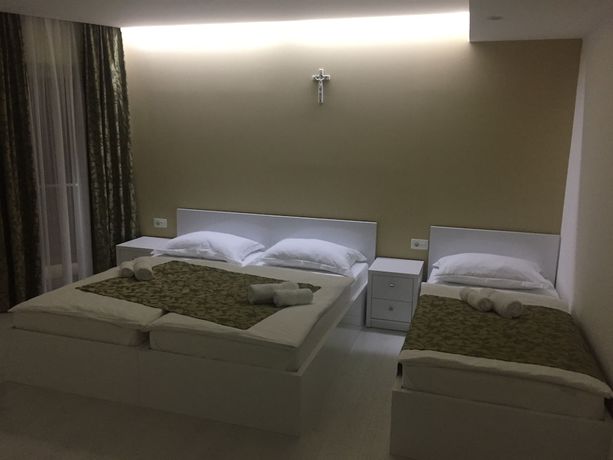 Imagen de la habitación del Hotel Villa Flowers. Foto 13