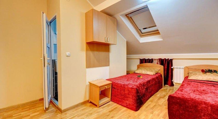 Imagen de la habitación del Hotel Villa Forever. Foto 9