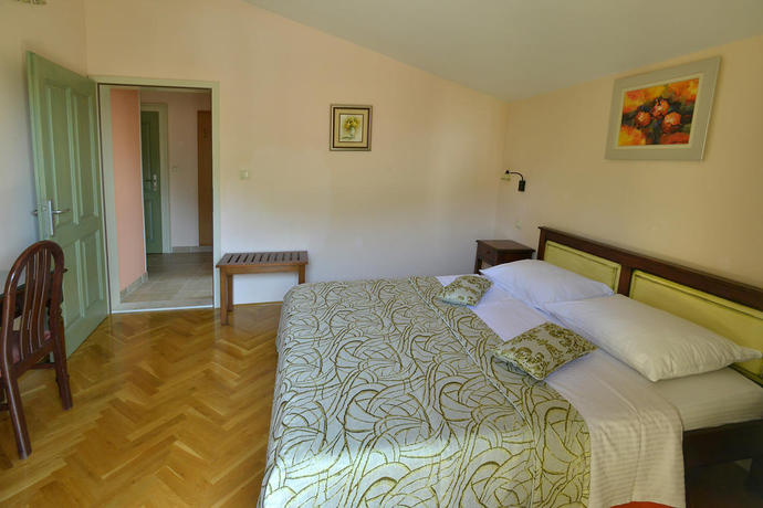 Imagen de la habitación del Hotel Villa Fortuna. Foto 6