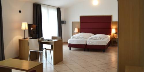 Imagen de la habitación del Hotel Villa Franca, Arco. Foto 9
