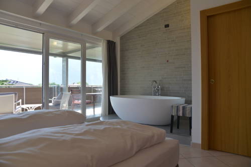 Imagen de la habitación del Hotel Villa Franca, Arco. Foto 11