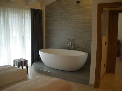 Imagen de la habitación del Hotel Villa Franca, Arco. Foto 15