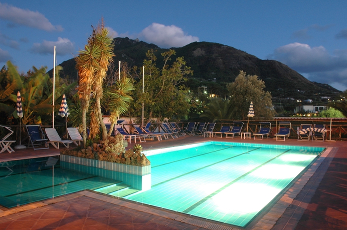 Imagen de la piscina del Hotel Villa Franca, Ischia. Foto 11