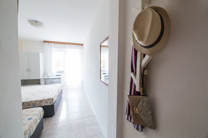 Imagen de la habitación del Hotel Villa Franca, Lignano Sabbiadoro. Foto 19