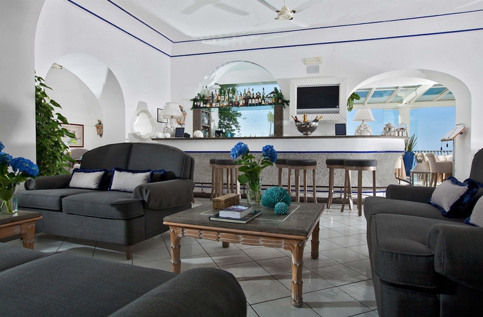Imagen de los interiores del Hotel Villa Franca, Montepertuso. Foto 15