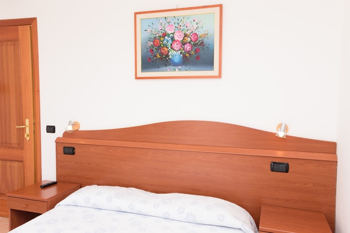 Imagen de la habitación del Hotel Villa Fumerie. Foto 6