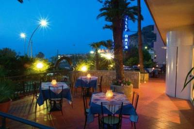Imagen del bar/restaurante del Hotel Villa Gaia. Foto 3