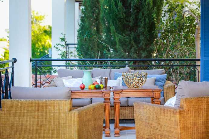 Imagen de la habitación del Hotel Villa Galina in Neo Chorio. Foto 9
