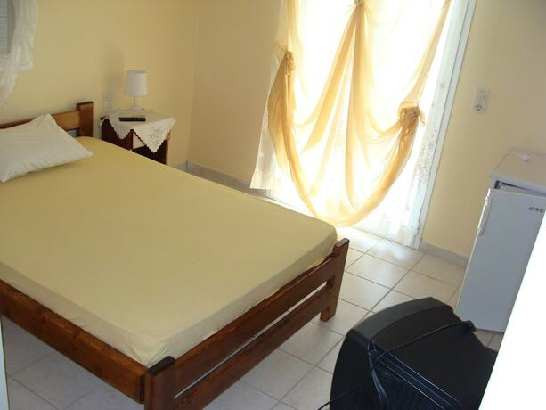 Imagen de la habitación del Hotel Villa Galini. Foto 19