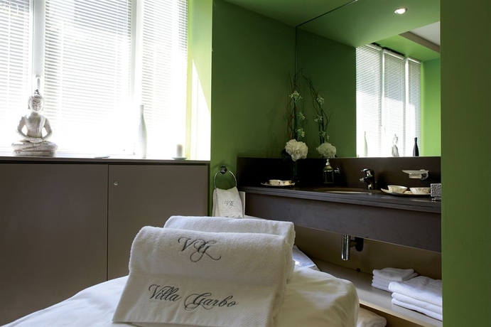 Imagen de la piscina del Hotel Villa Garbo. Foto 6