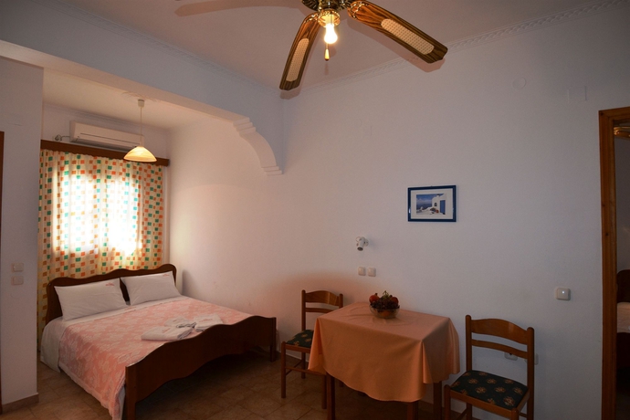 Imagen de la habitación del Hotel Villa Georgia. Foto 8