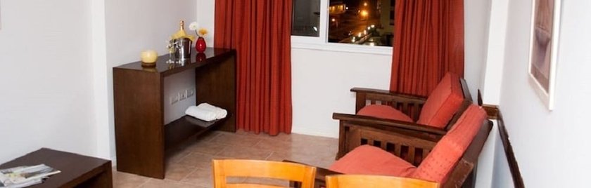 Imagen de la habitación del Hotel Villa Gesell Spa and Resort. Foto 6