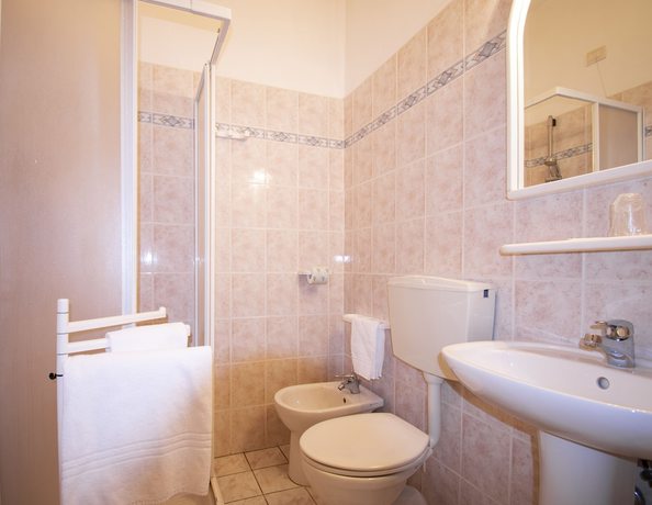 Imagen de la habitación del Hotel Villa Giada. Foto 11