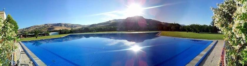 Imagen de la piscina del Hotel Villa Giatra. Foto 17