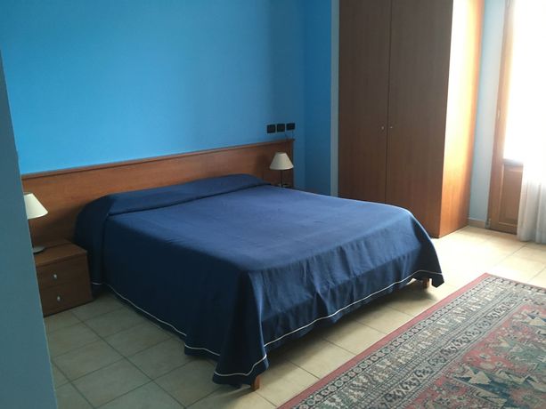 Imagen de la habitación del Hotel Villa Giatra. Foto 14