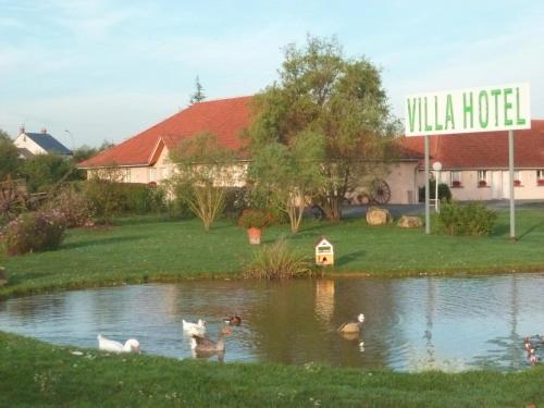 Imagen general del Hotel Villa, Gien. Foto 4