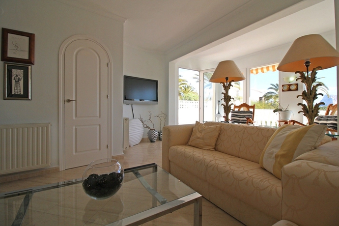 Imagen de los interiores del Hotel Villa Gina. Foto 15