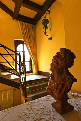 Imagen de los interiores del Hotel Villa Giona. Foto 12