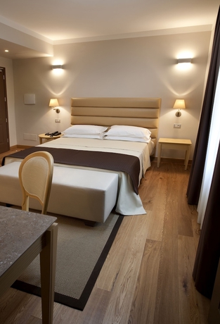 Imagen de la habitación del Hotel Villa Giorgia Albergo In Collin. Foto 9