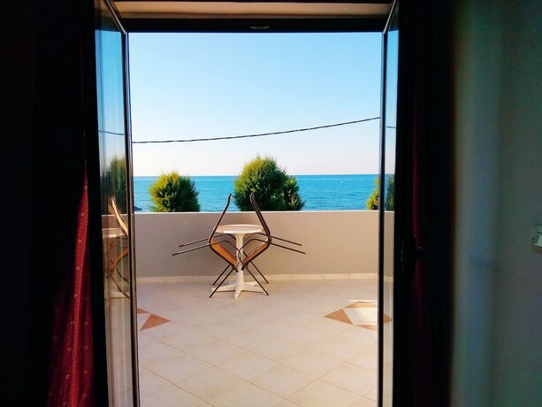 Imagen general del Hotel Villa Giorgos. Foto 13