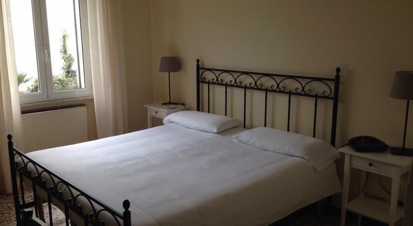 Imagen de la habitación del Hotel Villa Giulia, Laigueglia. Foto 11