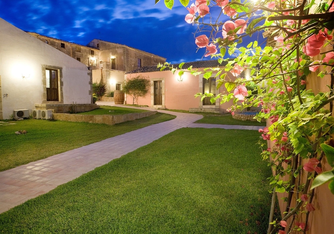 Imagen de los interiores del Hotel Villa Giulia, Noto. Foto 3