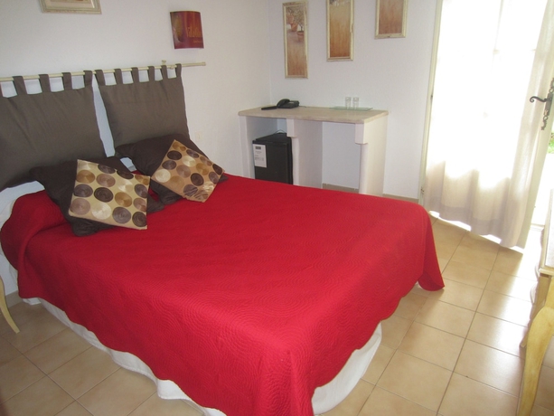 Imagen de la habitación del Hotel Villa Glanum. Foto 4