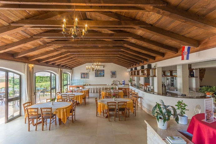 Imagen del bar/restaurante del Hotel Villa Gloria, Porec. Foto 5