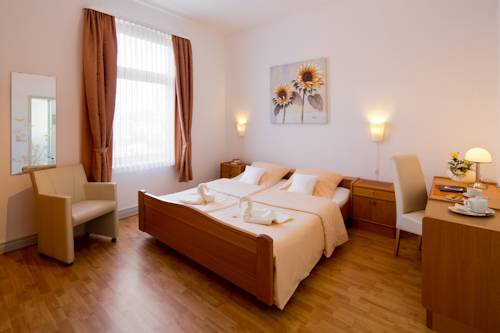 Imagen de la habitación del Hotel Villa Goldbach. Foto 12