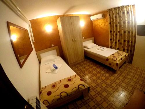 Imagen de la habitación del Hotel Villa Golf. Foto 4