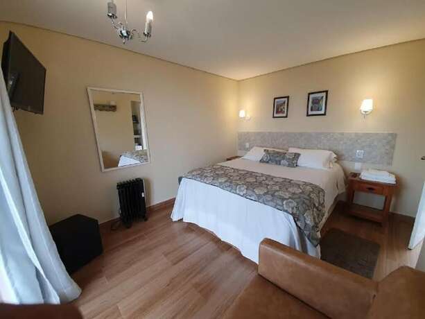 Imagen de la habitación del Hotel Villa Hegus. Foto 11
