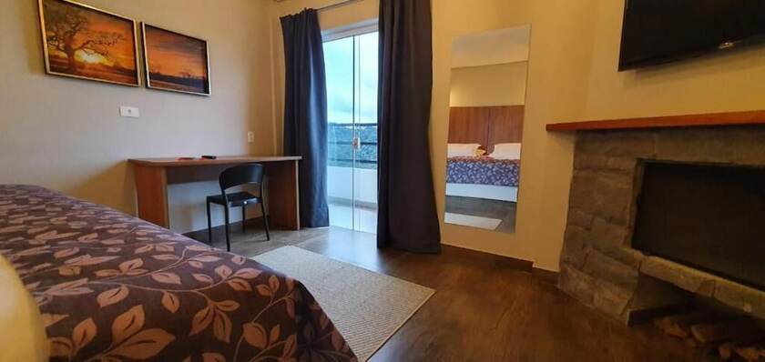Imagen de la habitación del Hotel Villa Hegus. Foto 18