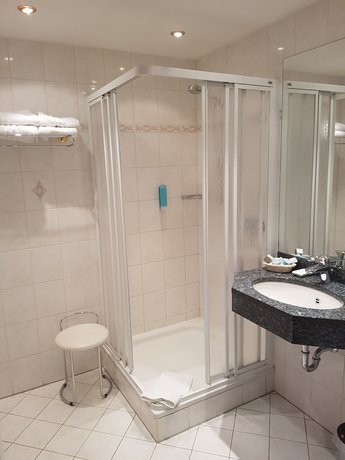 Imagen de la habitación del Hotel Villa Heine. Foto 9