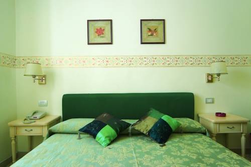 Imagen de la habitación del Hotel Villa Helvetia, Grottammare. Foto 3