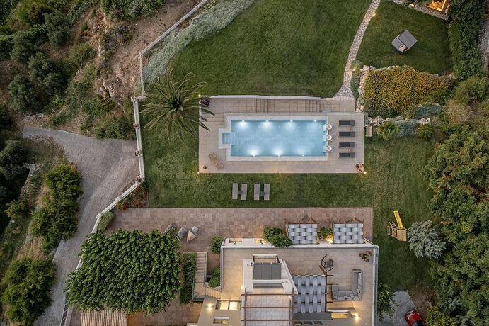 Imagen general del Hotel Villa Heora - The Floating Residence. Foto 17