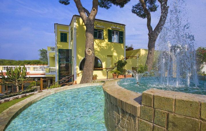 Imagen de los exteriores del Hotel Villa Hibiscus. Foto 9