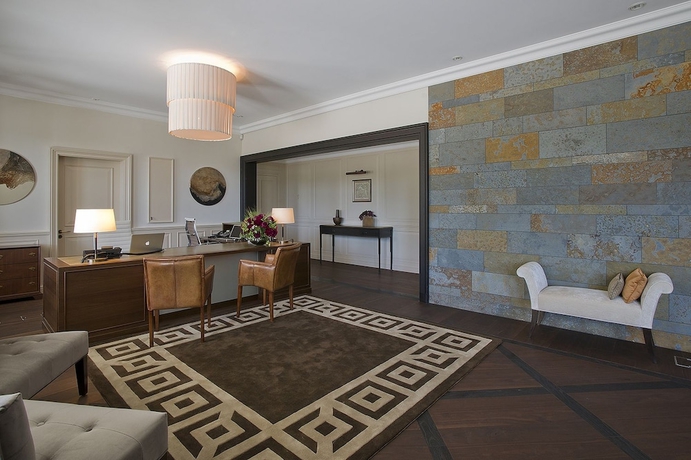 Imagen de los interiores del Hotel Villa Honegg. Foto 19