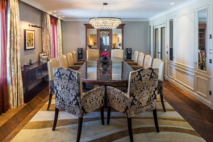 Imagen de la habitación del Hotel Villa Honegg. Foto 13