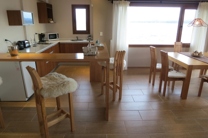 Imagen de los interiores del Hotel Villa Huapi Resort. Foto 15