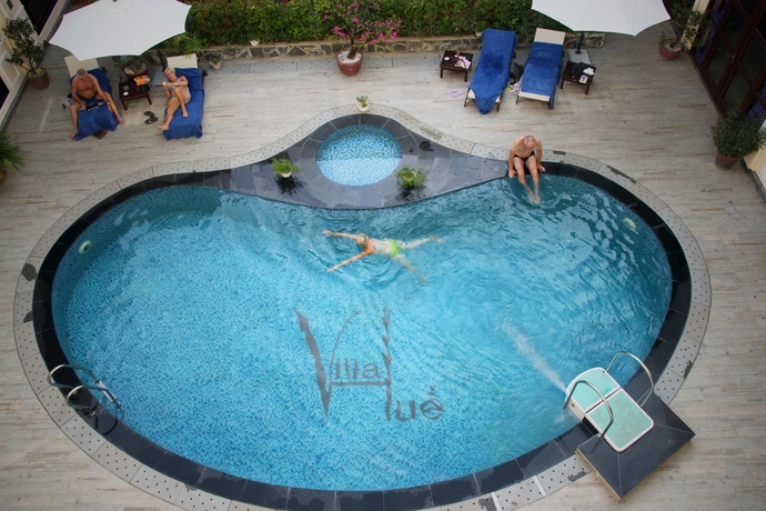 Imagen de la piscina del Hotel Villa Hue. Foto 8