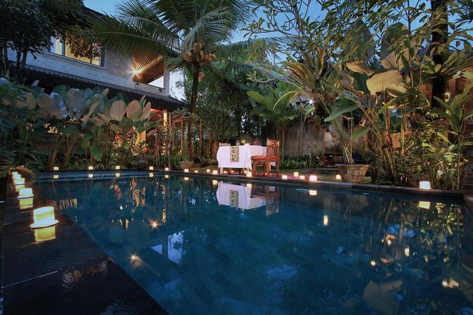 Imagen de la piscina del Hotel Villa Ibu Rama Ubud. Foto 16