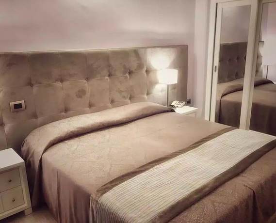 Imagen de la habitación del Hotel Villa Igea, Alassio. Foto 3