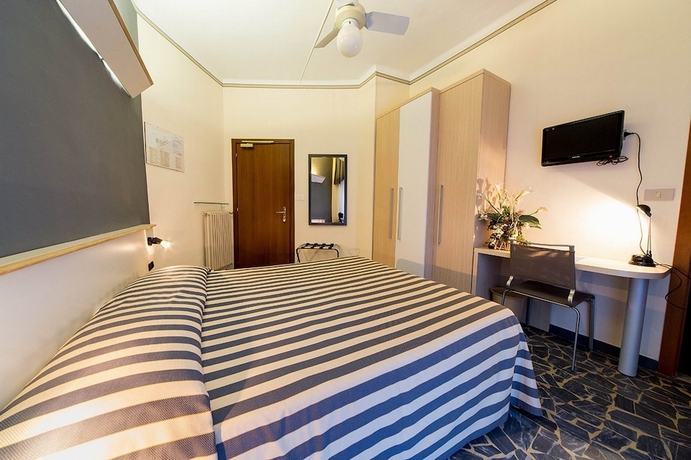 Imagen de la habitación del Hotel Villa Igea, Diano Marina. Foto 16