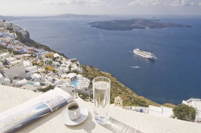 Imagen de la habitación del Hotel Villa Ilias Caldera. Foto 5