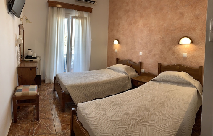 Imagen de la habitación del Hotel Villa Ilios, Old Port Fira. Foto 5