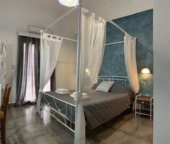 Imagen de la habitación del Hotel Villa Ilios, Old Port Fira. Foto 11