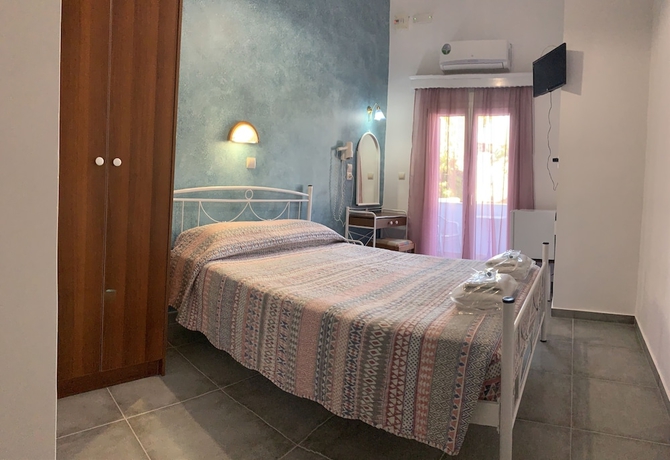 Imagen de la habitación del Hotel Villa Ilios, Old Port Fira. Foto 12